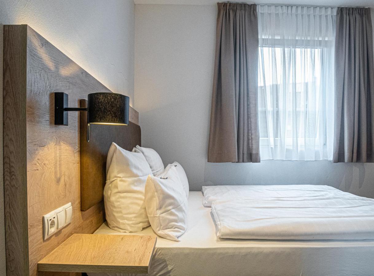 Tdyhomes Hotel Ландштуль Екстер'єр фото